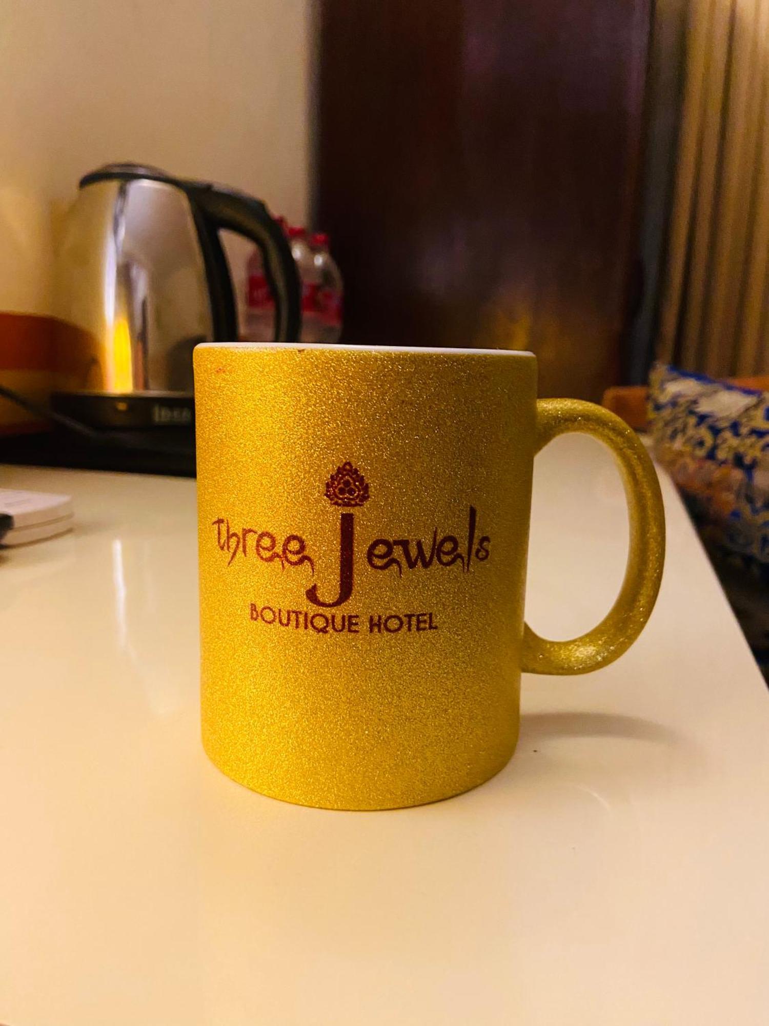 Three Jewels Boutique Hotel 3*